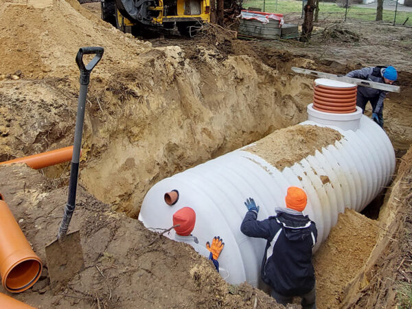 nawodniony-ogrod-zbiorniki-baner nawodniony-ogrod-zbiorniki-baner